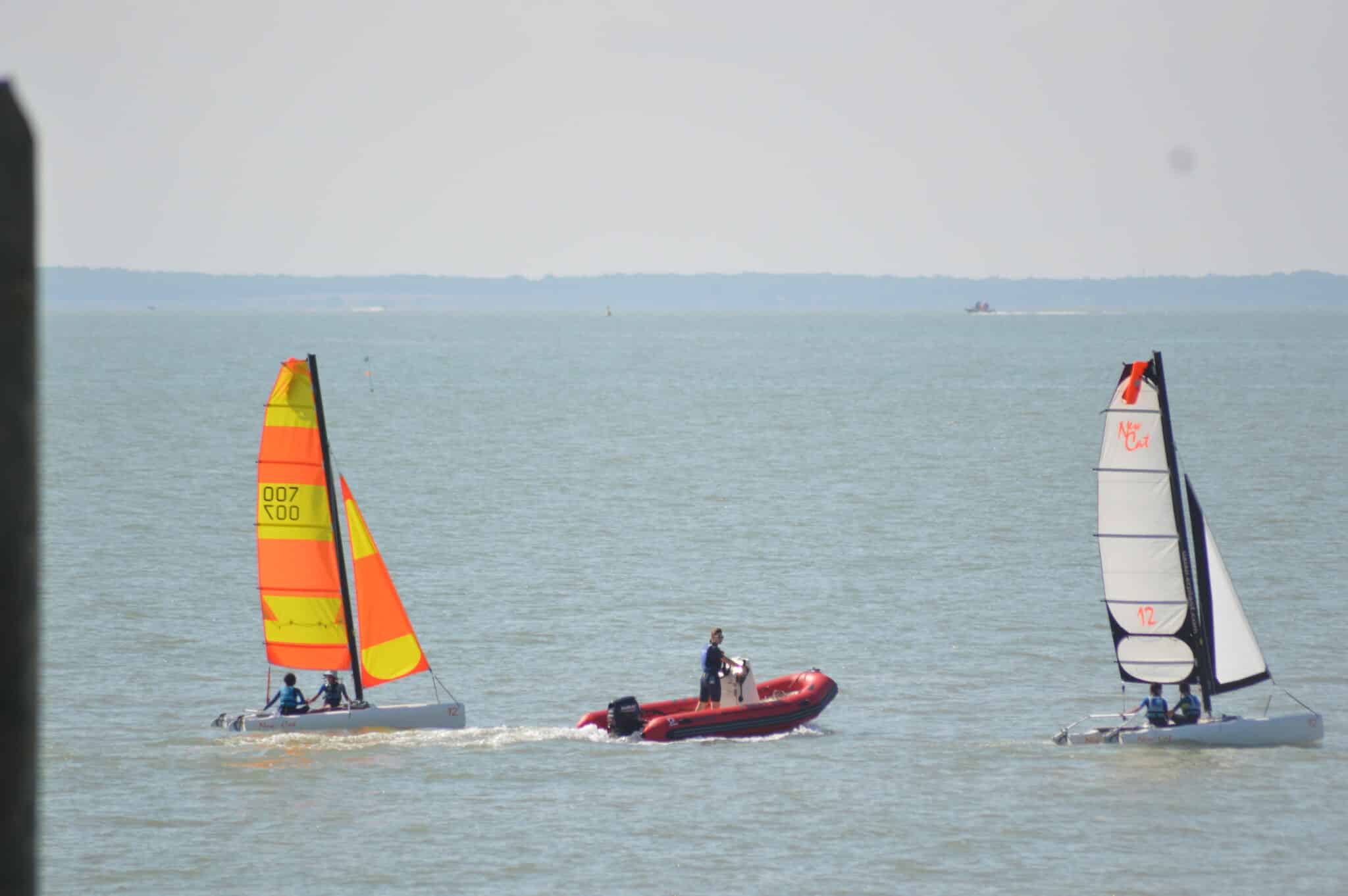 Cours particulier catamaran proche de l'Ile de Ré