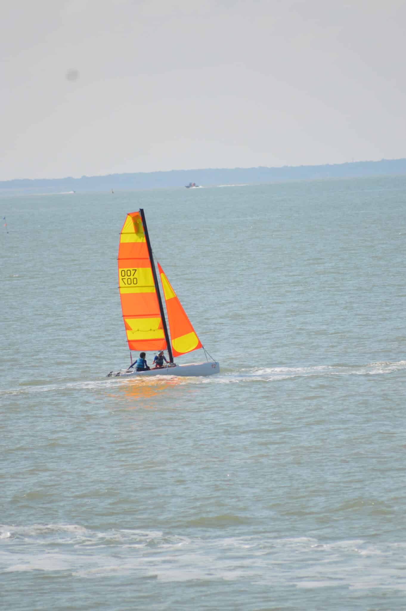 Cours particulier de catamaran autour de l'Ile de Ré
